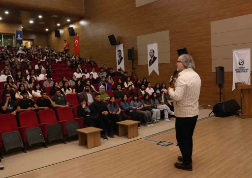 Hatay B&uuml;y&uuml;kşehir&rsquo;den &ouml;ğrencilere sınav motivasyonu desteği
