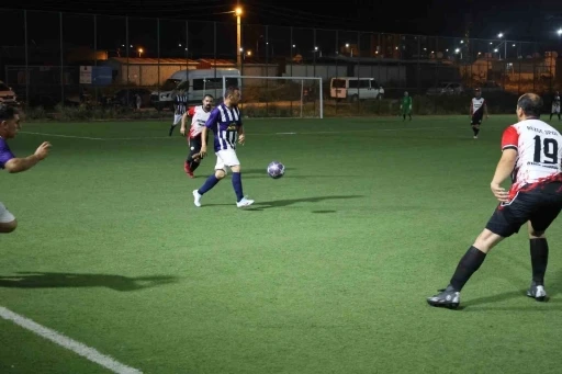 Hatay&rsquo;da 38.Erhan Aksay futbol turnuvası 53 takımın katılımıyla s&uuml;r&uuml;yor
