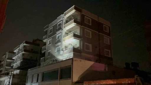 Hatay’da 4. kattan düşen çocuk yaralandı
