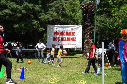 Hatay&rsquo;da d&uuml;zenlenen piknikte depremzede &ccedil;ocuklar doyasıya eğlendi
