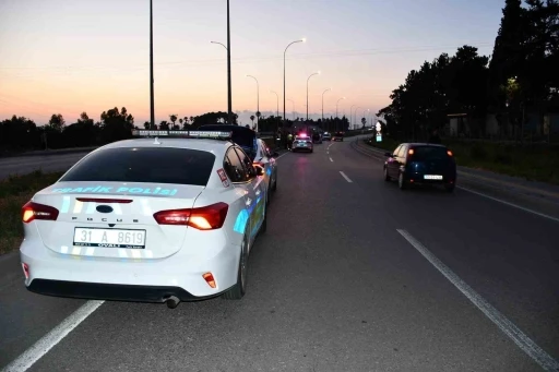 Hatay&rsquo;da kontrolden &ccedil;ıkan motosiklet devrildi: 2 &ouml;l&uuml;
