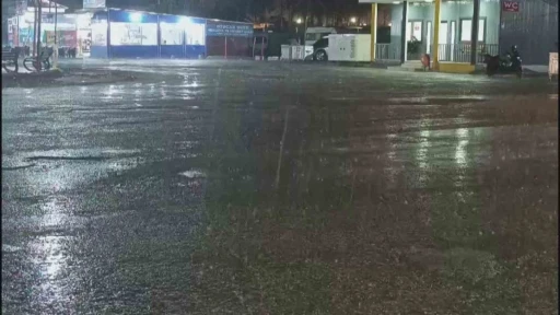 Hatay&rsquo;da kuvvetli sağanak yağış
