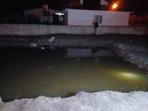 Hatay&rsquo;da su dolu temelin i&ccedil;ine d&uuml;şen 2 kardeş &ccedil;ocuk hayatını kaybetti
