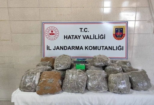 Hatay’da uyuşturucu ve kaçakçılık operasyonu: 23 gözaltı
