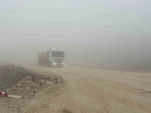 Hatay&rsquo;da y&uuml;ksek kesimlerde sis
