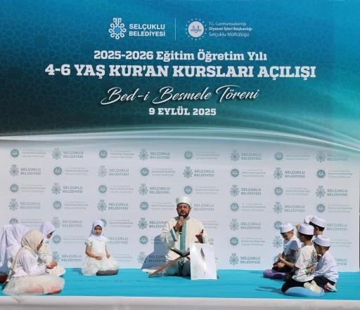 Hatice Hatun Çocuk Mektebi Bed-i Besmele töreni ile yeni döneme bismillah dedi
