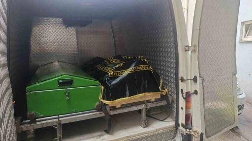 Hayatını kaybeden hastanın üstündeki notta vasiyeti çıktı: Evini ve paralarını Mehmetçik Vakfı’na bağışladı
