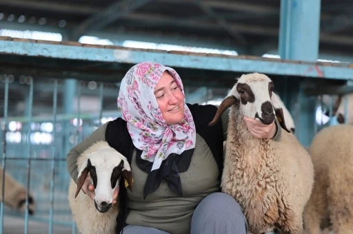 Hayvancılık desteği &uuml;reticileri sevindirdi
