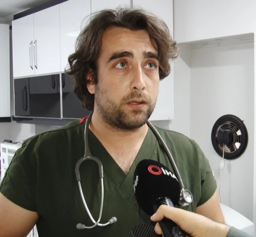 Hayvanları öldürdüğü gerekçesiyle tutuklanan zanlının, yavru köpeği tekmelediği anların görüntüsü ortaya çıktı
