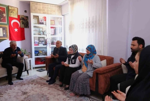 HBB&rsquo;den şehit yakınlarına babalar g&uuml;n&uuml; ziyareti
