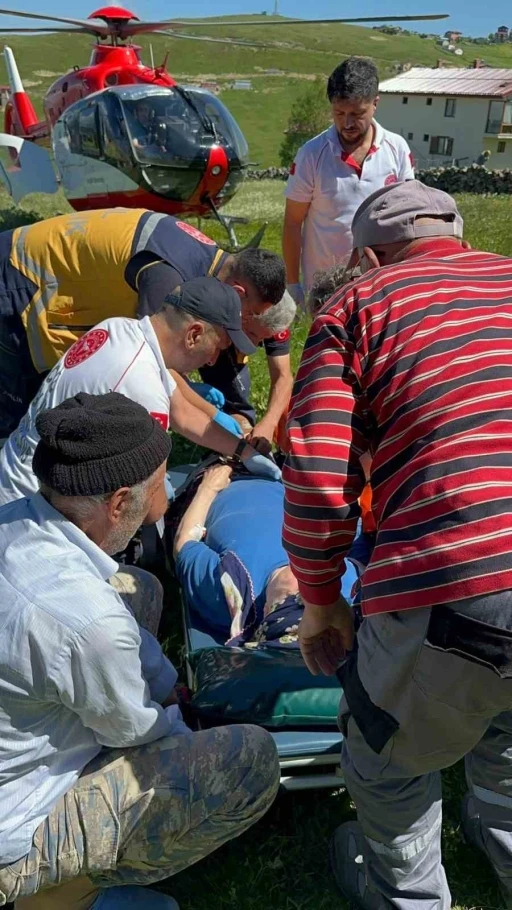 Helikopter ambulans 6 ayda yaklaşık 100 hasta i&ccedil;in havalandı

