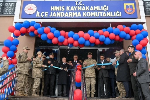 Hınıs&rsquo;ta jandarma hizmet binası t&ouml;renle a&ccedil;ıldı
