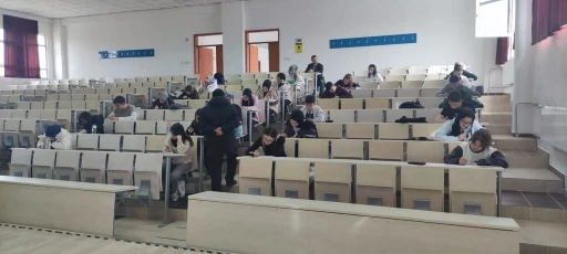Hisarcık MYO&rsquo;da lise &ouml;ğrencilerine y&ouml;nelik s&uuml;re&ccedil; odaklı değerlendirme sınavı
