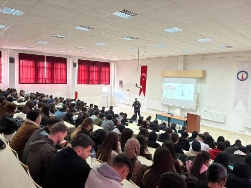 Hisarcık MYO&rsquo;da "Narko Gen&ccedil;lik" eğitimi ger&ccedil;ekleştirildi
