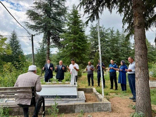 Hisarcık&rsquo;ta 15 Temmuz&rsquo;un 10. yılında şehitlik ziyareti
