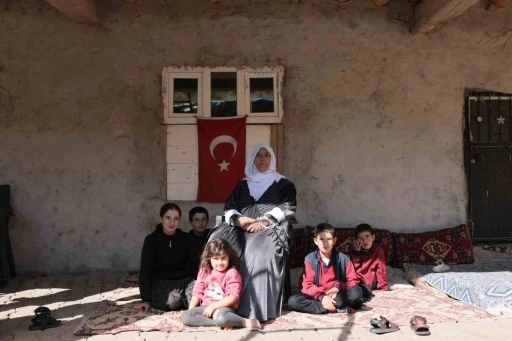 Hizan’ın 300 yıllık taş evleri belgesel fotoğraf projesiyle gün yüzüne çıkıyor
