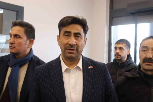 Hizmet-İş Sendikası’nda gergin olağanüstü kurul
