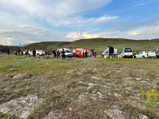 Horasan&rsquo;da kaybolan &ccedil;obanı arama &ccedil;alışmaları s&uuml;r&uuml;yor
