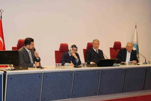 Hulusi Akar: &quot;Terörsüz Türkiye sürecinde herhangi bir aksama, vazgeçme yok&quot;
