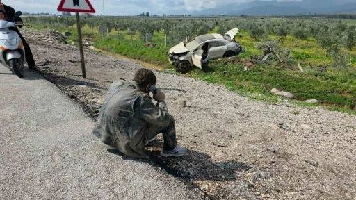 Hurdaya d&ouml;nen ara&ccedil;tan burnu kanamadan &ccedil;ıkan doktor: "Verilmiş sadakam varmış"
