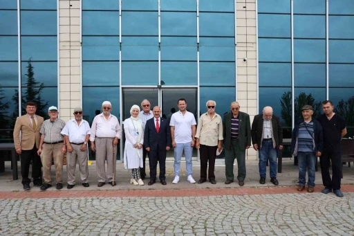Huzurevi sakinleri farklı bir gün yaşadı
