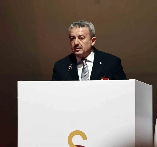 İbrahim Hatipoğlu, b&uuml;t&ccedil;eyle ilgili sunum yaptı
