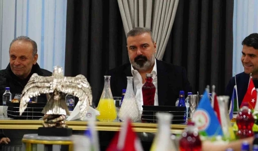 İbrahim Turgut: "G&ouml;n&uuml;l ister ki ma&ccedil;lar adaletle y&ouml;netilsin. Ama bu konuda i&ccedil;imiz yanıyor"
