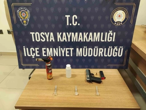 İç çamaşırına sakladığı uyuşturucuyla yakalandı, 18 yıl hapis cezasına çarptırıldı
