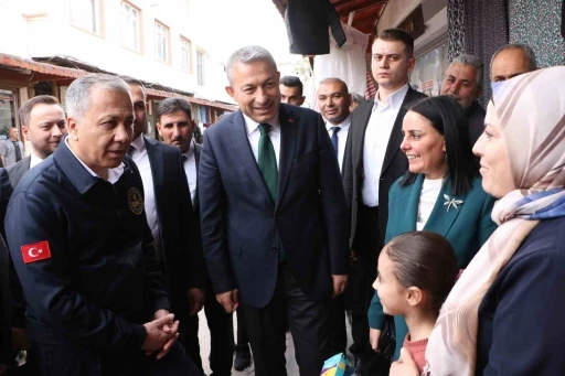 İçişleri Bakanı Yerlikaya’dan Kilis’te esnaf ziyareti
