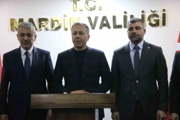 İ&ccedil;işleri Bakanı Yerlikaya: "Yeni yılı karşılayacağımız bu gece b&uuml;t&uuml;n arkadaşlarımızla beraber tedbirler aldık"
