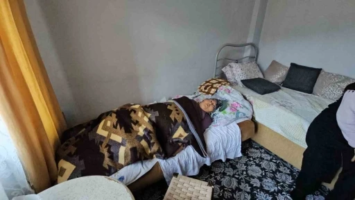 İHA&rsquo;nın haberi ses getirdi: Yatağa bağımlı yaşlı kadın koruma altına alındı
