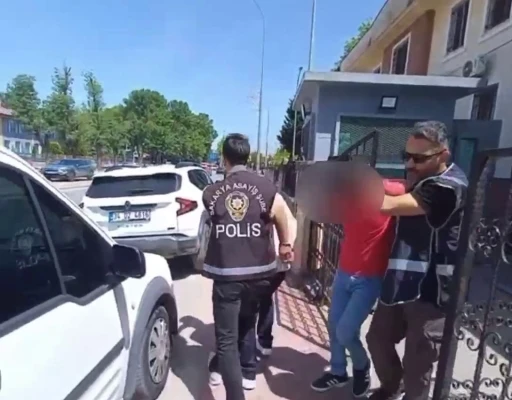 İkinci kez hırsızlık için gelince yakalandı
