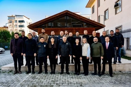 İl Emniyet M&uuml;d&uuml;r&uuml; Şener, personelle bir araya geldi

