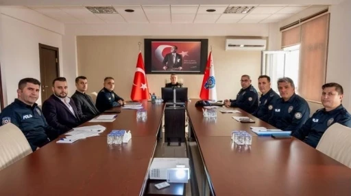 İl Emniyet Müdürü Şener, teknoloji birimleriyle çalışmaları değerlendirdi
