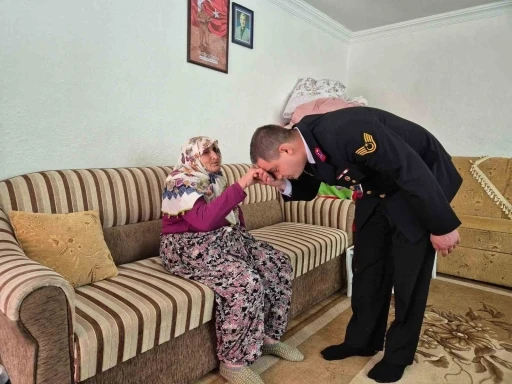 İl Jandarma Komutanlığı’ndan şehit ve gazi ailelerine ziyaret
