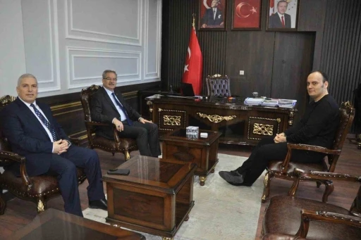 İl Milli Eğitim M&uuml;d&uuml;r&uuml; Arpacı&rsquo;dan Araban&rsquo;a ziyaret
