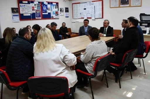 İl Milli Eğitim M&uuml;d&uuml;r&uuml; Aydın, &ouml;ğretmenlerle bir araya geldi
