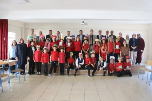 İl Milli Eğitim M&uuml;d&uuml;r&uuml; Yılmaz, Hisarcık&rsquo;ta kitap s&ouml;yleşisine katıldı
