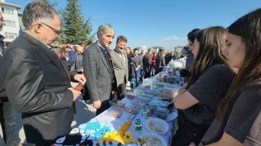 İl Milli Eğitim Müdürü Yılmaz: &quot;Gazze’de yaşanan insanlık dramına kayıtsız kalmamız mümkün değil&quot;
