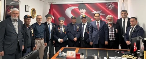 İl Müdürü Türkoğlu, şehit ve gazi yakınlarıyla bir araya geldi
