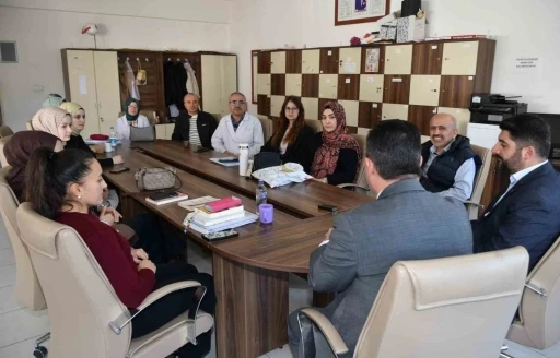İl M&uuml;ft&uuml;s&uuml; Dilek&rsquo;ten &ouml;ğretmenlere ziyaret
