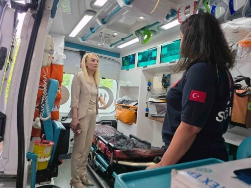 İl Sağlık M&uuml;d&uuml;r&uuml; Başaran Ak&ccedil;a, Kavaklıdere&rsquo;deki sağlık tesislerinde incelemelerde bulundu
