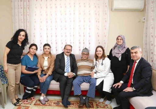 İl Sağlık Müdürü Özkan: &quot;Hastalara en kaliteli sağlık hizmetini sunmaya devam edeceğiz&quot;
