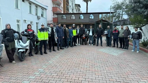 İl&ccedil;ede motosiklet s&uuml;r&uuml;c&uuml;s&uuml; artınca &ccedil;areyi g&uuml;venli s&uuml;r&uuml;ş eğitimi vermekte buldular
