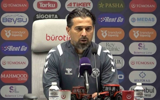 İlhan Palut: "Fenerbah&ccedil;e&rsquo;ye karşı iyi hazırlanamadan ma&ccedil;a &ccedil;ıkarsanız cezayı kesecek oyunculara sahipler"
