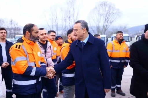 İlkadım Belediyesi&rsquo;nde en d&uuml;ş&uuml;k maaş 45 bin TL oldu
