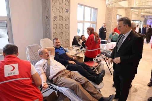 İlkadım Belediyesi’nden Kızılay’a kan desteği
