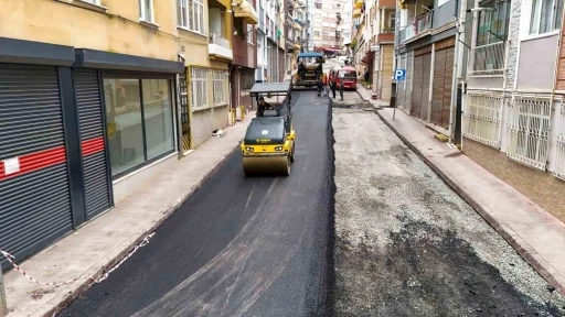 İlkadım’da sıcak asfalt çalışmaları
