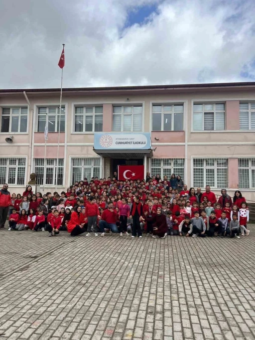 İlkokulda 2 Nisan Otizm Farkındalık G&uuml;n&uuml; etkinliği
