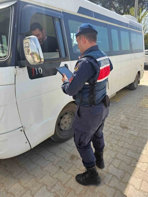 İncirliova’da okul servis araçları denetlendi
